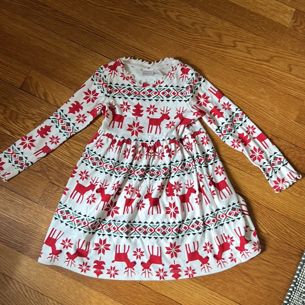 Holiday Print Rib Dress “deer deer” Hanna Andersson